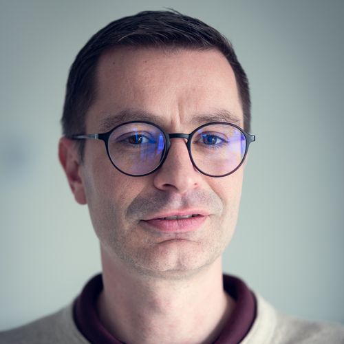 portrait of the man with glasses